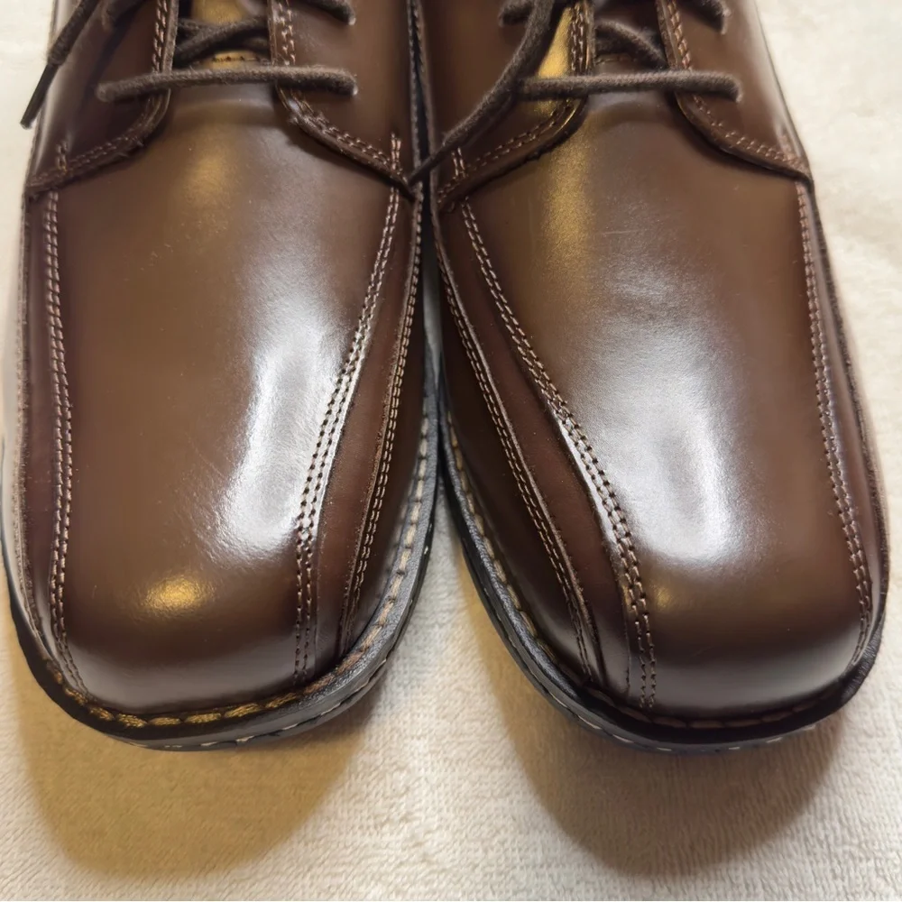 Dockers Men’s Trustee Leather Cap Toe Dress Oxford Shoes – Brown – Size 11M